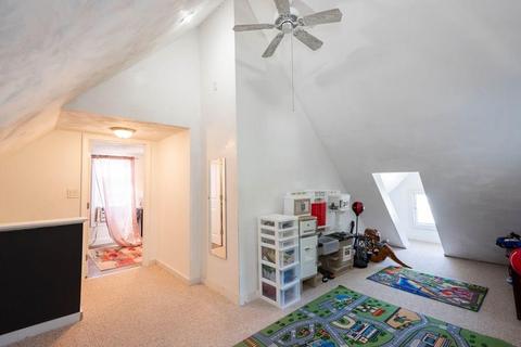 10 Ernest St, Saugus, MA 01906 photo 31