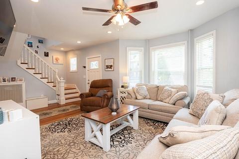 10 Ernest St, Saugus, MA 01906 photo 9