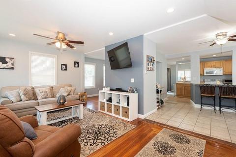 10 Ernest St, Saugus, MA 01906 photo 7