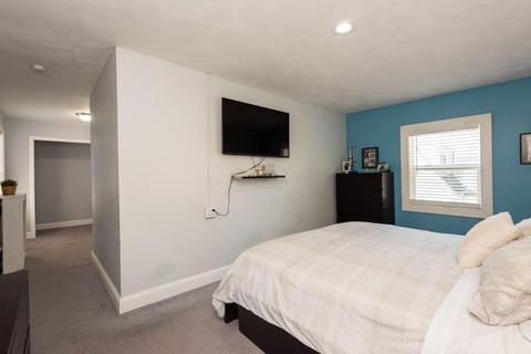 10 Ernest St, Saugus, MA 01906 photo 25