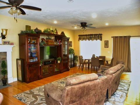 2 Pond Ct, Leicester, MA 01524 photo 19