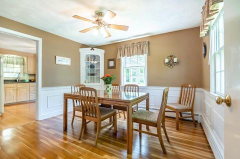 35 Sandra Ln, Reading, MA 01867 photo 5