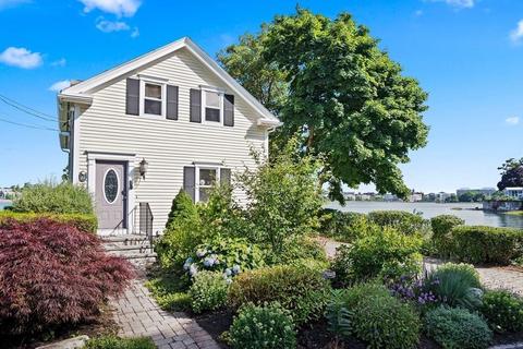 64 Dearborn St, Salem, MA 01970 photo 1