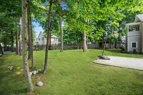 159 Glen Rd, Wellesley, MA 02481 photo 3