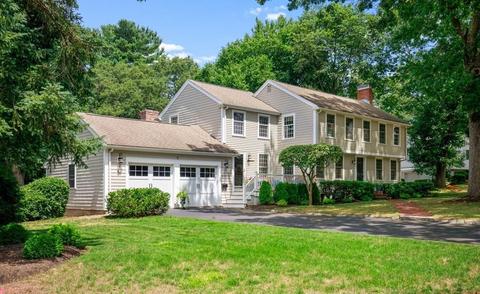 5 Autumn Cir, Hingham, MA 02043 photo 2