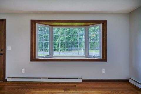 38 Phelps St, Easthampton, MA 01027 photo 12