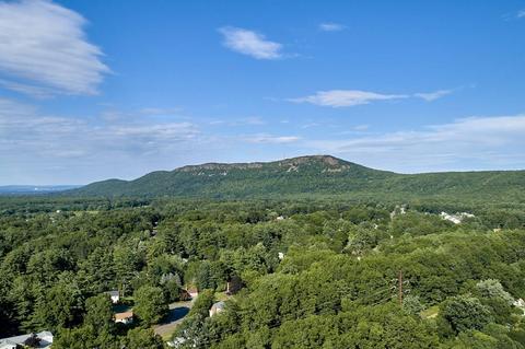 38 Phelps St, Easthampton, MA 01027 photo 35