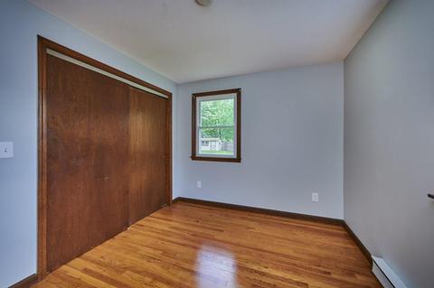 38 Phelps St, Easthampton, MA 01027 photo 19