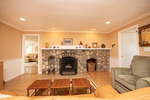 19 Sunnybrook Ln, Canton, MA 02021 photo 6