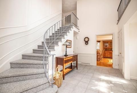 19 Sunnybrook Ln, Canton, MA 02021 photo 2
