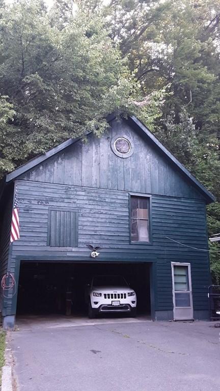 12 North St, Erving, MA 01344 photo 2