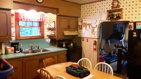 12 North St, Erving, MA 01344 photo 3