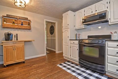 103 Hopkinton Rd, Upton, MA 01568 photo 12
