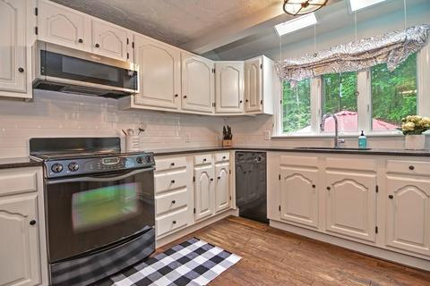 103 Hopkinton Rd, Upton, MA 01568 photo 10