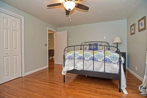 103 Hopkinton Rd, Upton, MA 01568 photo 15