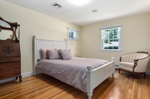 87 Macarthur Rd, Stoneham, MA 02180 photo 20