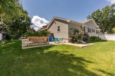 87 Macarthur Rd, Stoneham, MA 02180 photo 32