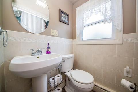 93 Raymond St, Fairhaven, MA 02719 photo 15