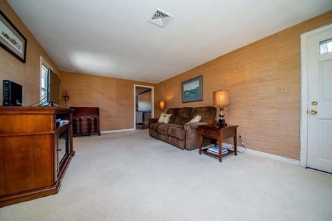 93 Raymond St, Fairhaven, MA 02719 photo 22