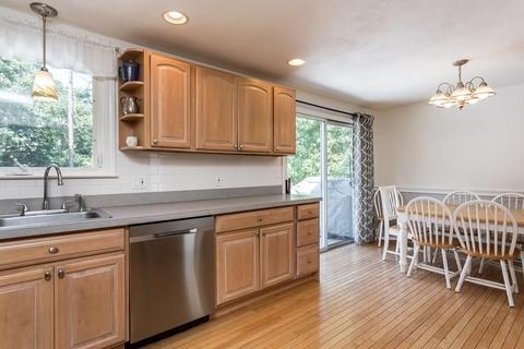 19 Mark Dr, Raynham, MA 02767 photo 8