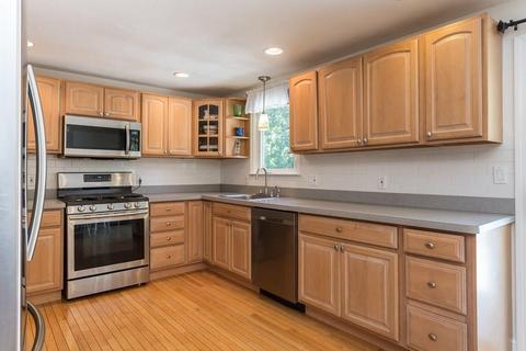 19 Mark Dr, Raynham, MA 02767 photo 6