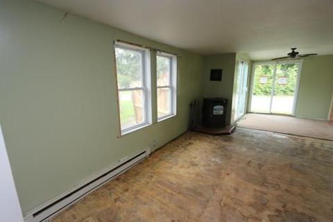 140 Eagle St, Ware, MA 01082 photo 12