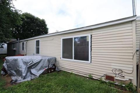 140 Eagle St, Ware, MA 01082 photo 5