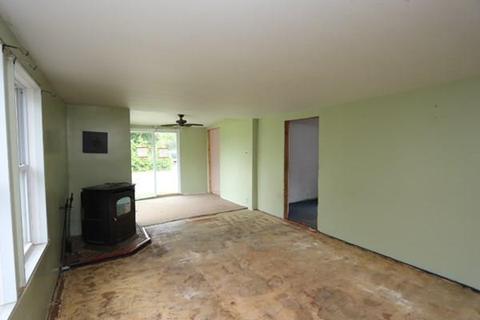 140 Eagle St, Ware, MA 01082 photo 11