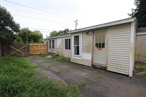 140 Eagle St, Ware, MA 01082 photo 4