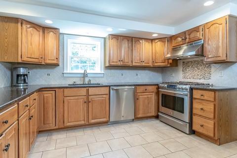 227 Greendale Ave, Needham, MA 02494 photo 6