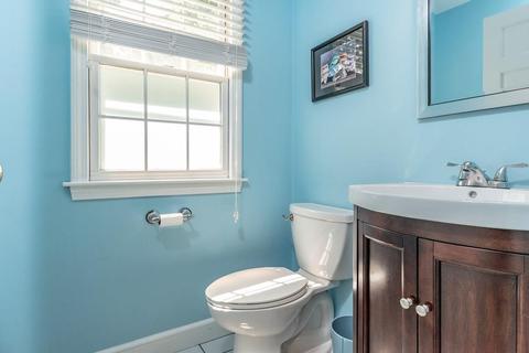 227 Greendale Ave, Needham, MA 02494 photo 9