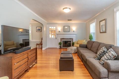 227 Greendale Ave, Needham, MA 02494 photo 2