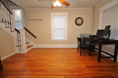 95 Barnard Rd, Worcester, MA 01605 photo 2