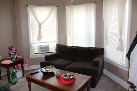 8 Greendale Ave, Worcester, MA 01606 photo 5