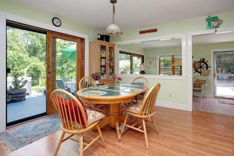 80 Pond St, Barnstable, MA 02655 photo 8