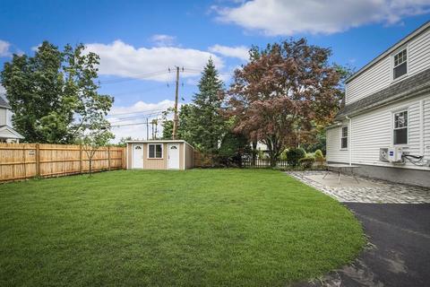 12 Richards St, Danvers, MA 01923 photo 4
