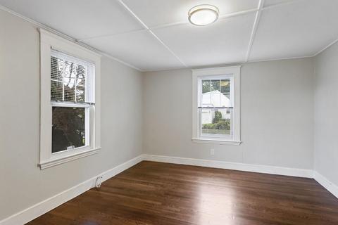 12 Richards St, Danvers, MA 01923 photo 17