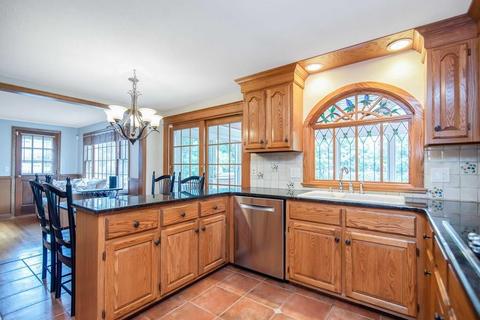 21 Wright Pl, Wilbraham, MA 01095 photo 11
