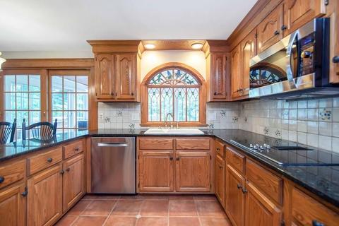 21 Wright Pl, Wilbraham, MA 01095 photo 10