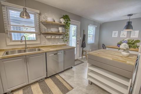 139 Spring View Dr, Lynn, MA 01904 photo 5
