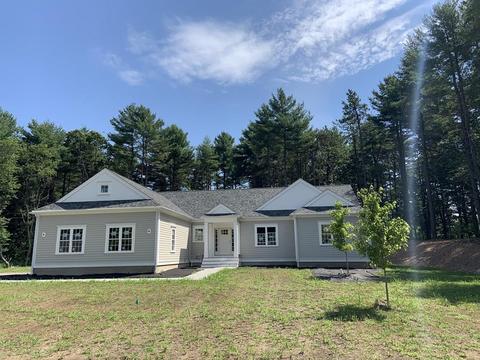 15 Cedar St, Walpole, MA 02081 photo 2