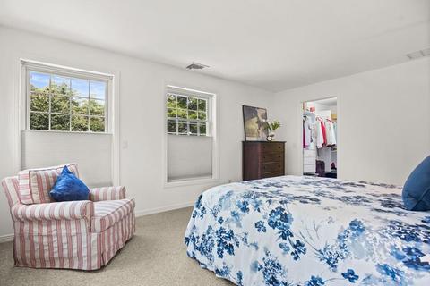 34 Bennett St N, Gloucester, MA 01930 photo 18
