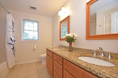 22 Bartlett Rd, Randolph, MA 02368 photo 16