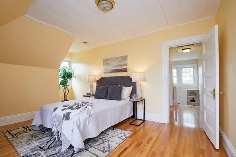 92 Coolidge St #2, Brookline, MA 02446 photo 22
