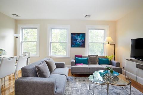 92 Coolidge St #2, Brookline, MA 02446 photo 1