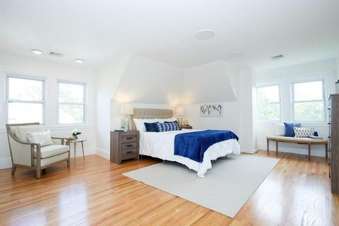92 Coolidge St #2, Brookline, MA 02446 photo 16