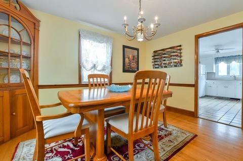 24 Ford St, Dedham, MA 02026 photo 9