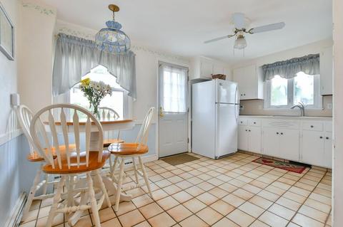 24 Ford St, Dedham, MA 02026 photo 5