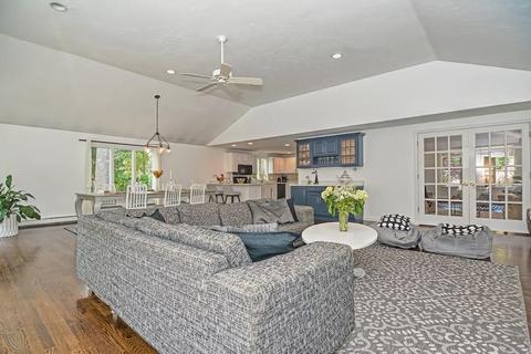 184 Summer St, Hingham, MA 02043 photo 4