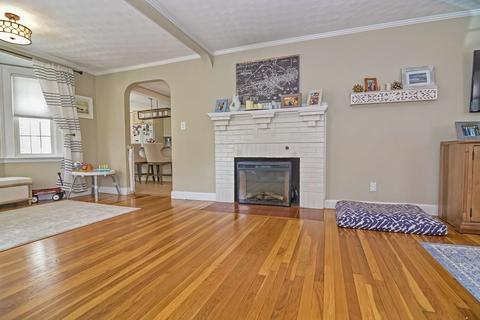 50 Macarthur Rd, Stoneham, MA 02180 photo 18